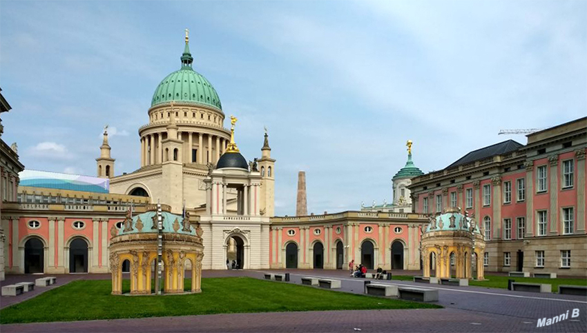 Landtag Brandenburg
Blick in den Innenhof
Schlüsselwörter: Brandenburg