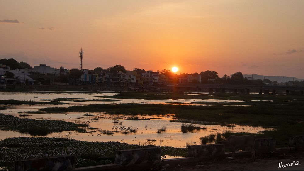 Sonnenuntergang unterwegs
Schlüsselwörter: 2024