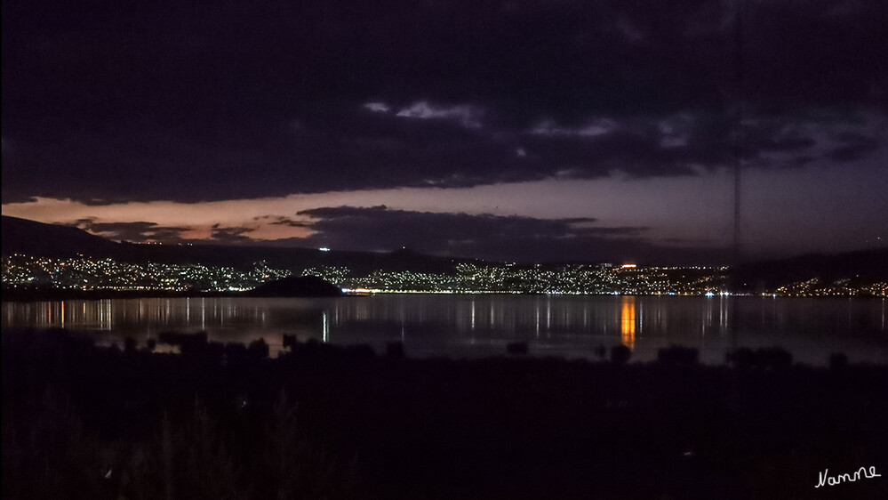 1 Peru Titicacasee
Unser erster Blick auf den Titicacasee abends in Puno. Morgen geht es weiter nach Bolivien
Schlüsselwörter: Titicacasee