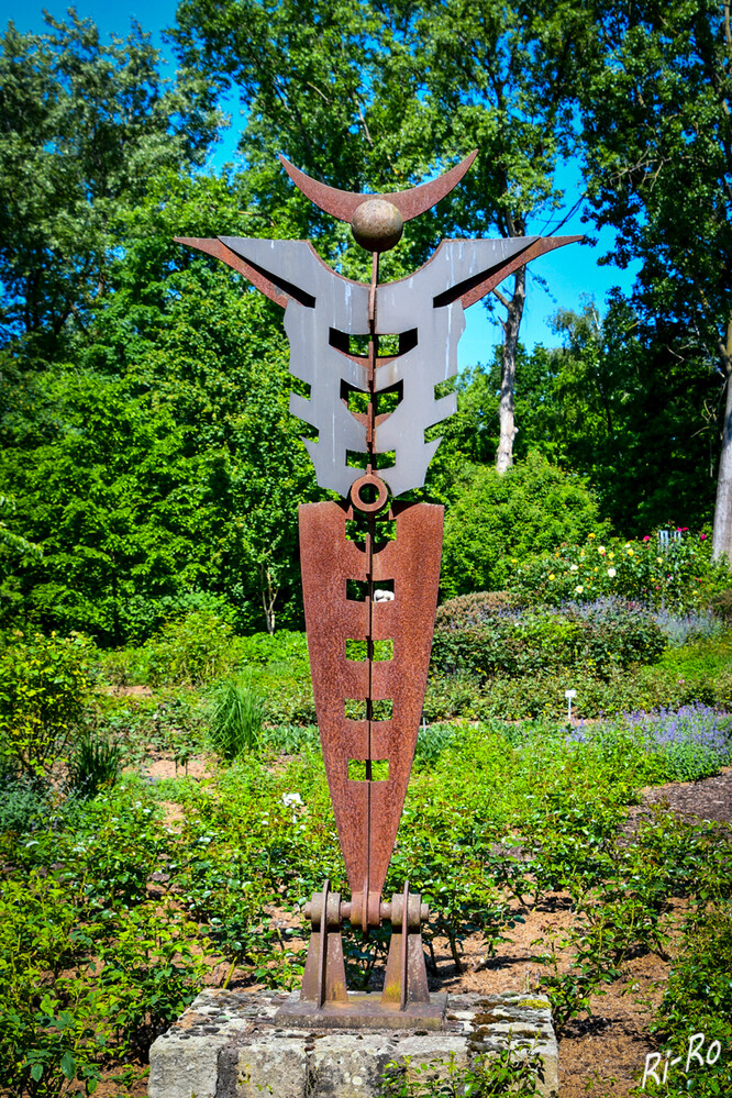 Skulptur
Kunstspaziergang im Maximilianpark Hamm.
Schlüsselwörter: 2024