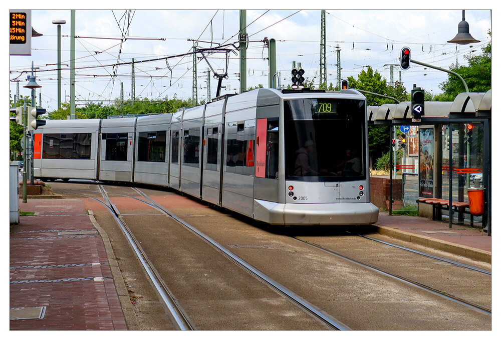 Fortbewegungsmittel "Straßenbahn"
Marianne
Schlüsselwörter: 2023