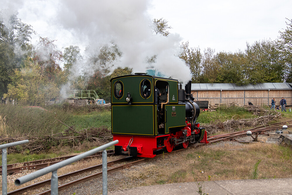 Feldbahnmuseum Oekoven - Nachschub holen
Marianne
Schlüsselwörter: 2024