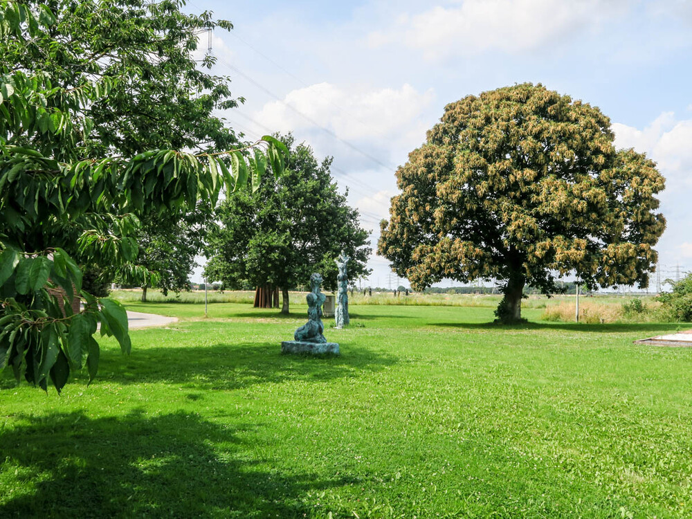 Park der Sinne - Kniende
Karl-Heinz
Schlüsselwörter: 2023