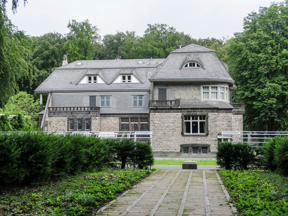 Teleaufnahmen "Haus aus der Ferne"
Karl-Heinz
Schlüsselwörter: 2023