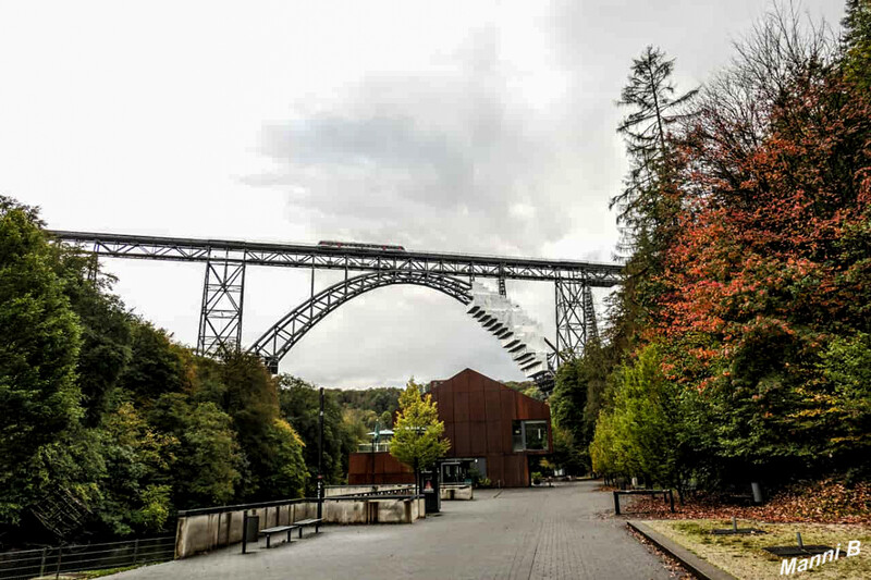 Brückenkopfpark Solingen
Müngstner Brücke
Schlüsselwörter: Solingen; Wupper; Brückenkopfpark