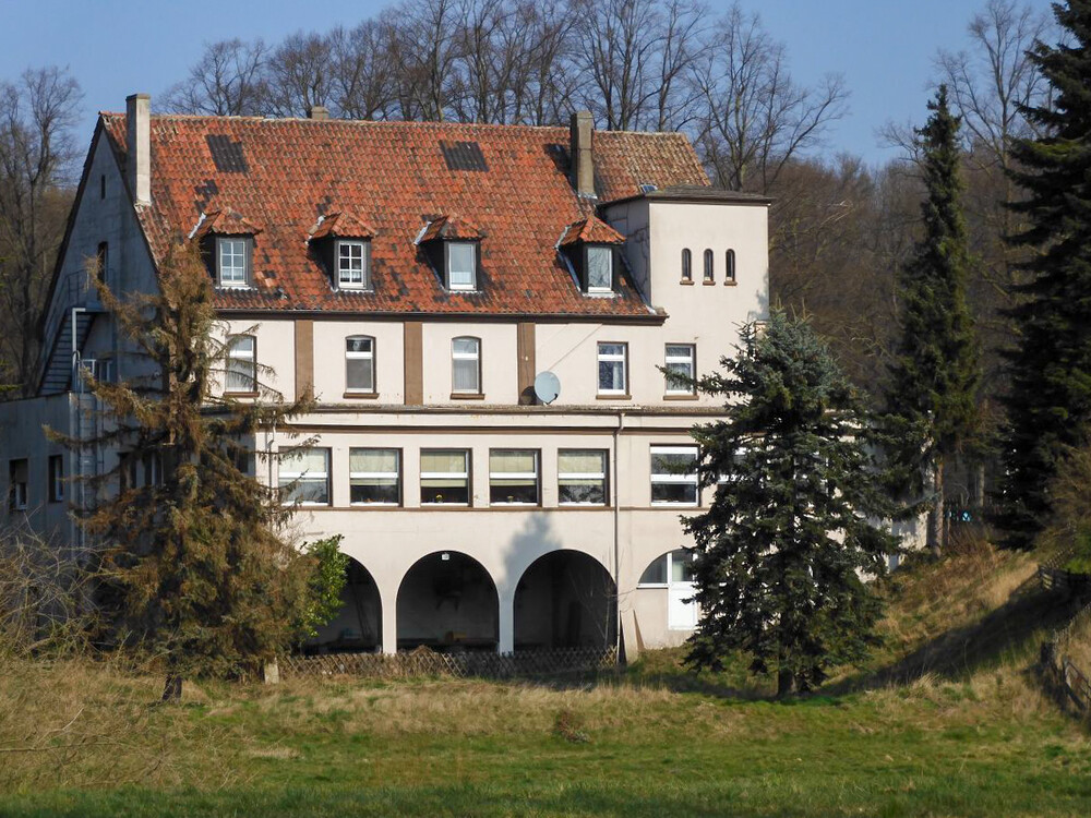 Architektur und Details "Bogenhaus"
Perla
Schlüsselwörter: 2022