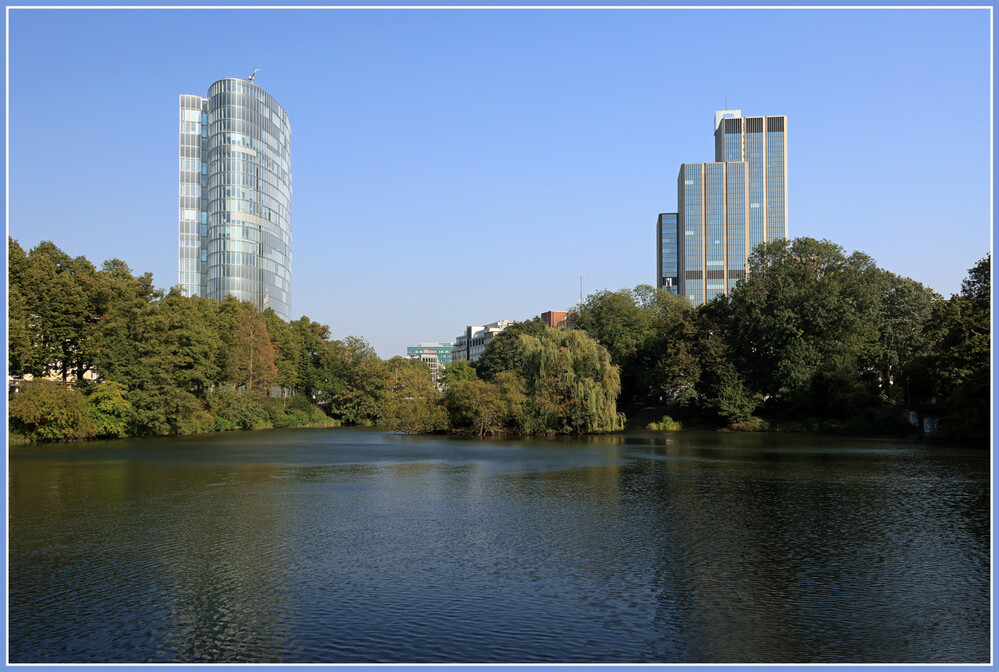 Rund um Bach, Fluss, Kanal und See "Schwanensee ohne Schwäne"
Elise
Schlüsselwörter: 2024