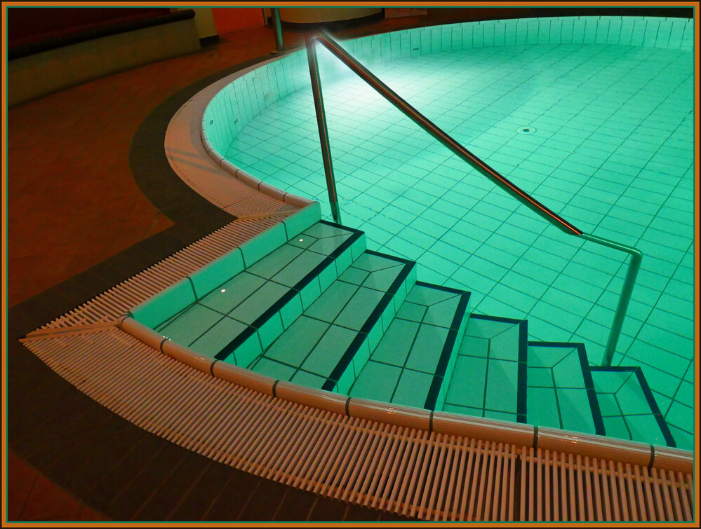 Treppen "Treppe im Pool"
Elise
Schlüsselwörter: 2024