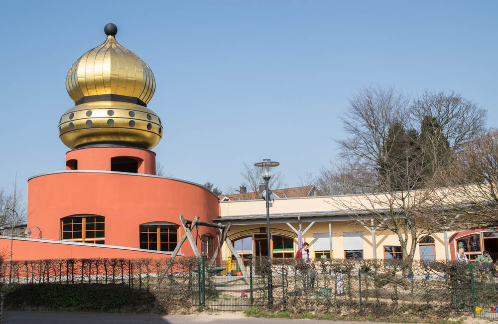 Architektur und Details "Kindergarten"
Karl-Heinz
Schlüsselwörter: 2022