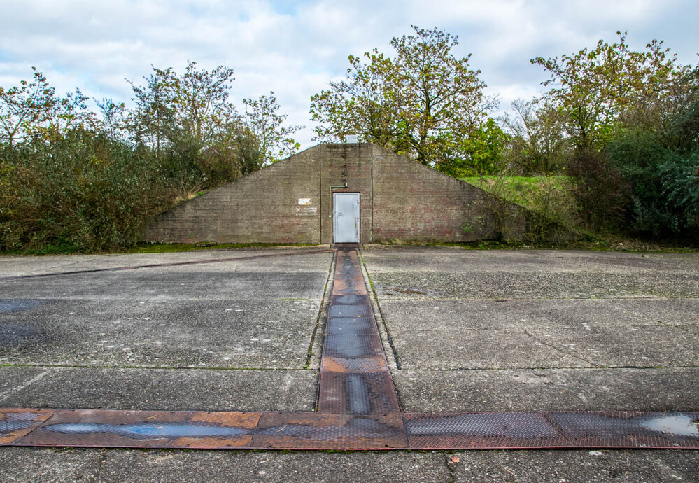 Weitwinkel "Raketenbunker"
Karl-Heinz
Schlüsselwörter: 2021