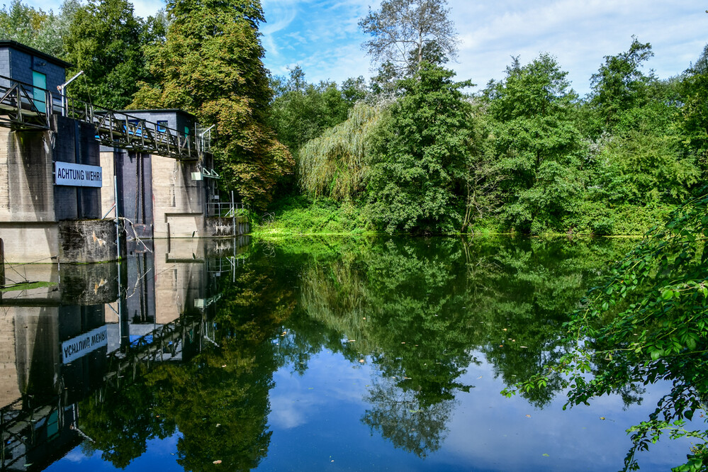 Rund um Bach, Fluss, Kanal und See "Wehr an der Lippe"
Roland
Schlüsselwörter: 2024