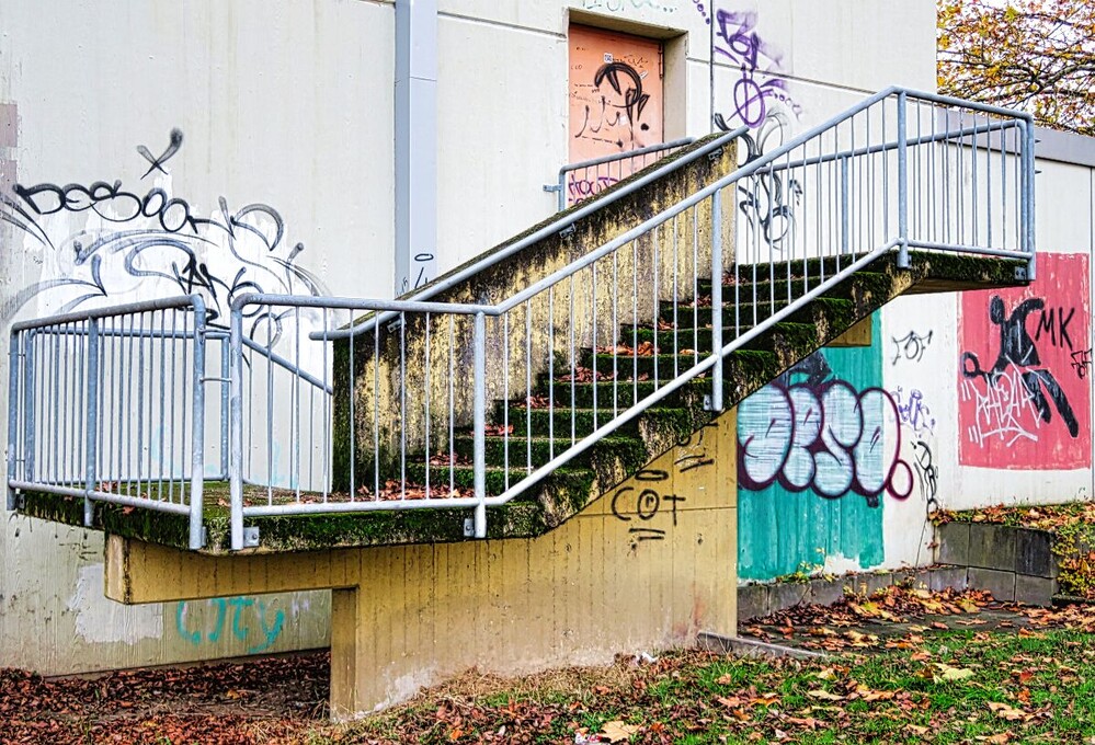 Treppen "Aus der Turnhalle"
Verena
Schlüsselwörter: 2024